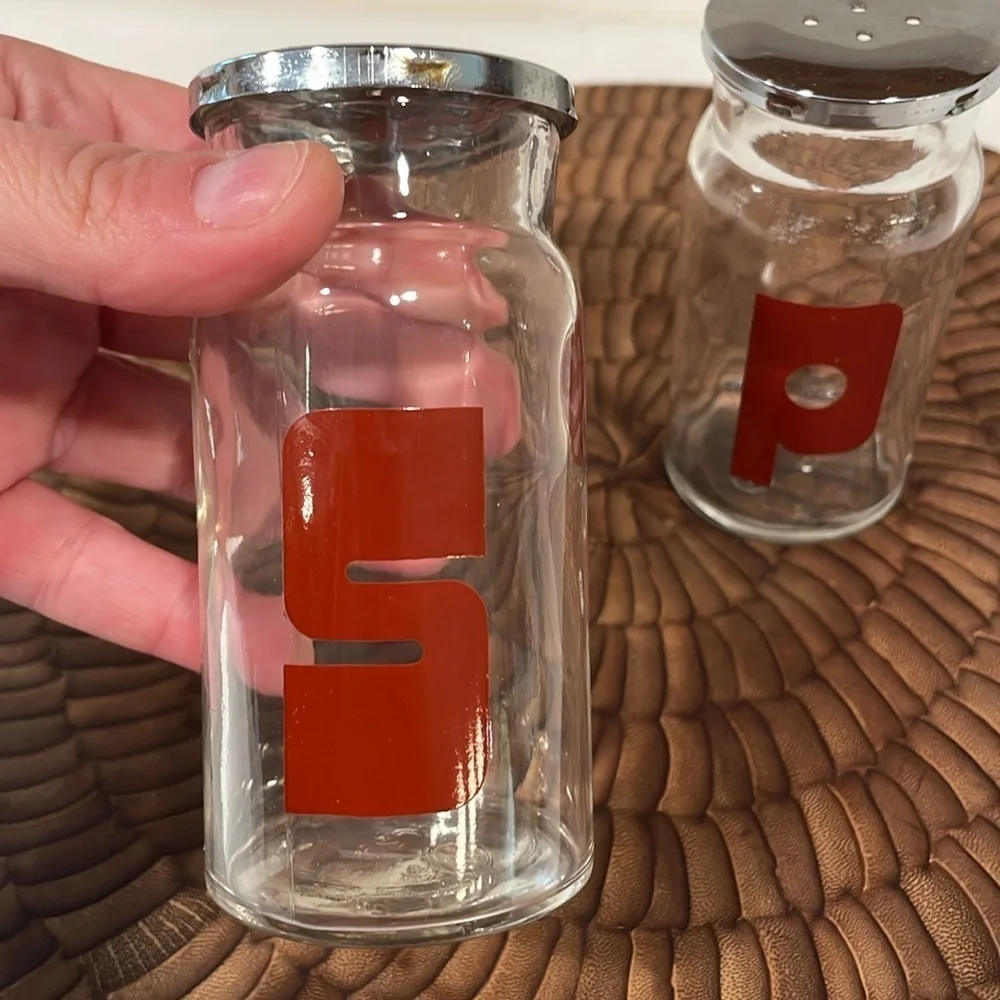 VTG Wheaton Glass Salt & Pepper Shakes MCM Mod Deco Chrome Red Minimalist